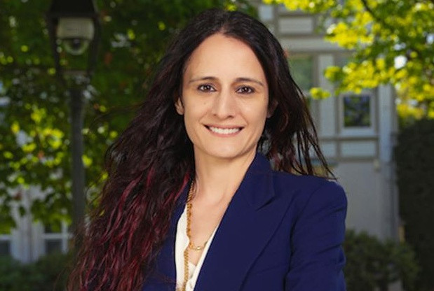 Vergi rekortmenleri listesinde 2 kadın mükellef - Resim : 1