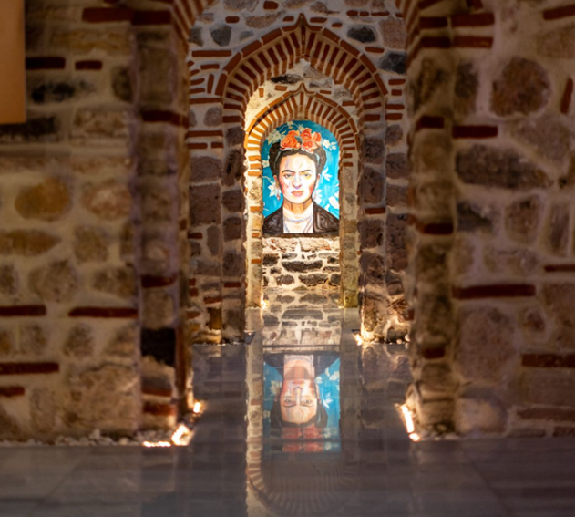 Ayşe Betil’in üçüncü kişisel sergisi “İz ile Düş Arasında Bir Yer” Ortaköy’de sanatseverlerle buluşuyor - Resim : 1