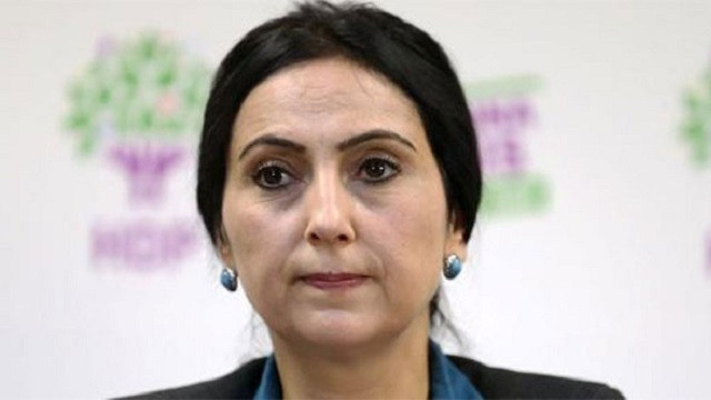 DEM Parti İmralı heyeti Selahattin Demirtaş ile görüşüyor - Resim : 2