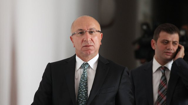 Milyar dolar servetten yakalama kararına: Turgay Ciner kimdir? - Resim : 1