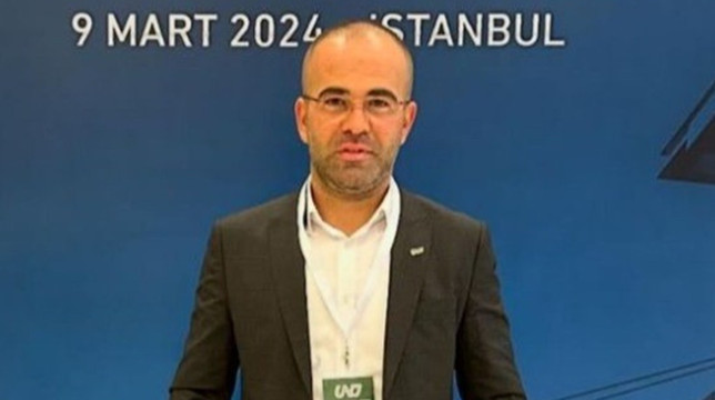 Türk TIR'ları Çin Seddi'ni aşamıyor! - Resim : 1