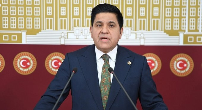 Teröristbaşı Öcalan'ın çağrısına siyasi partilerden peş peşe açıklama geldi - Resim : 13