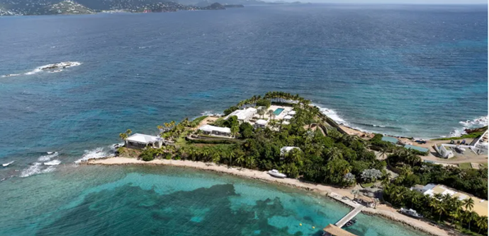 Epstein'ın kabus adasından ilk fotoğraflar ve görüntüler yayınlandı (Video) - Resim : 11