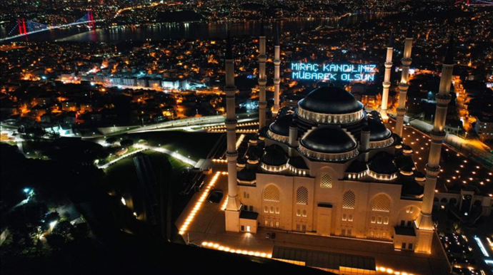 Berat kandili duası nedir? Berat Gecesi yapılacak ibadetler nelerdir? - Resim : 1