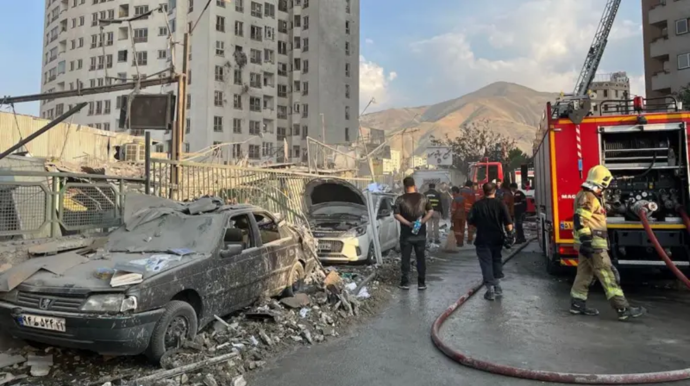 İsrail'in İran'ın nükleer tesislerine ve askeri komutanlarına yönelik saldırıları hakkında neler biliniyor? - Resim : 3