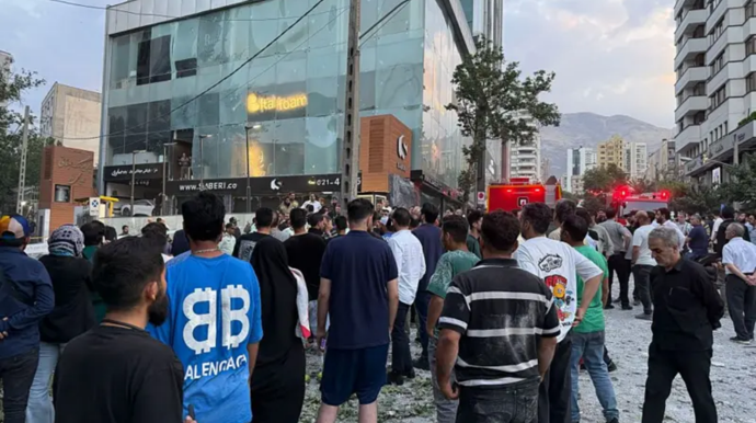 İsrail'in İran'ın nükleer tesislerine ve askeri komutanlarına yönelik saldırıları hakkında neler biliniyor? - Resim : 4