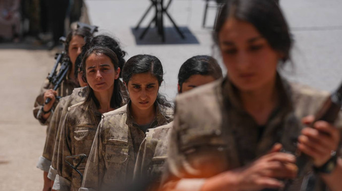 SON DAKİKA... Tarihi gün: Terör örgütü PKK'lı ilk grup silah bıraktı, ilk açıklama geldi! İşte ilk görüntüler - Resim : 12