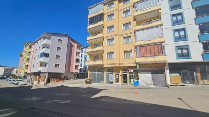 Erzurum'da heyelan: 70 ev boşaltıldı - Resim : 1