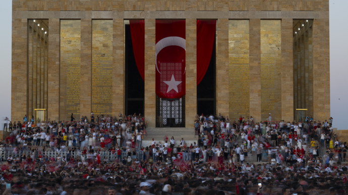 Anıtkabir 30 Ağustos'ta 630 bini aşkın ziyaretçiyi ağırladı - Resim : 1