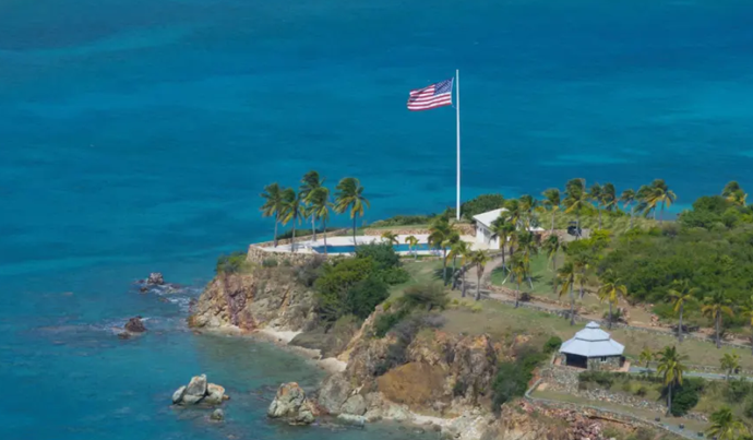 Epstein'ın kabus adasından ilk fotoğraflar ve görüntüler yayınlandı (Video) - Resim : 9