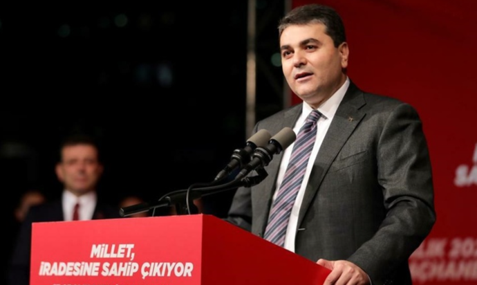 Muhalefetten diploma iptaline tepki: Kaosa sürüklenmemize yönelik açık bir davetiyedir - Resim : 10