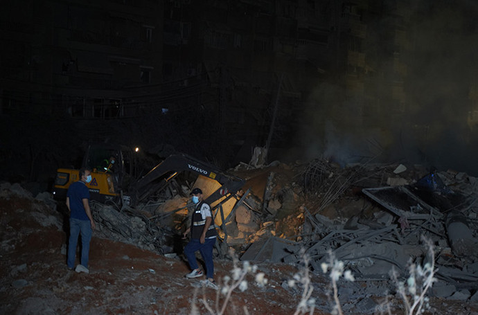 İsrail ordusu Beyrut'un güneyine 40'tan fazla saldırı düzenledi - Resim : 1