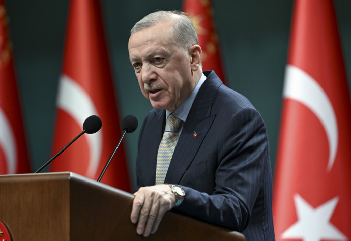 Cumhurbaşkanı Erdoğan: Ekonomi programımıza halel gelmesine izin vermeyeceğiz - Resim : 4