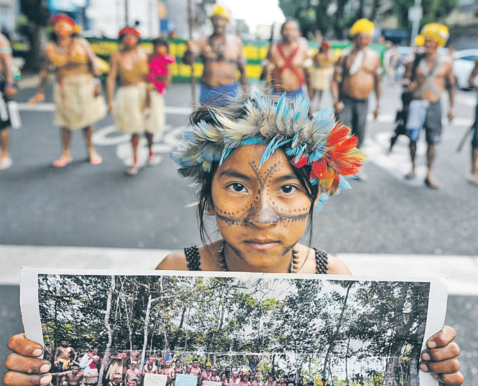 Sokakla diplomasi arasındaki mesafe kapanıyor - Resim : 1