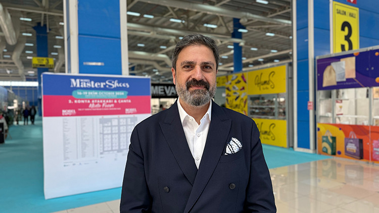 Konya'daki "ticaret garantili" ayakkabı fuarında 30 milyon dolarlık ihracat anlaşması yapıldı - Resim : 1