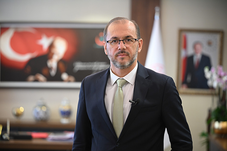 Prof. Dr. Okumuş: Anne sütü obeziteye de kalkan oluyor - Resim : 1