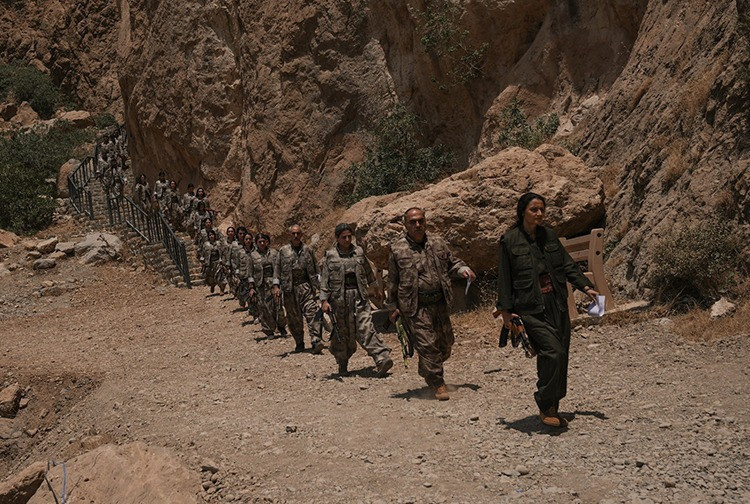 PKK kazana atıp yaktı! Kalaşnikof’tan RPG’ye işte örgütün silahları - Resim : 1
