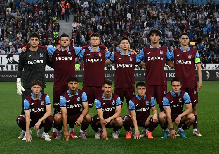 Trabzonspor'un genç yetenekleri, UEFA Gençlik Ligi finalinde Barcelona'yla karşılaşacak - Resim : 1