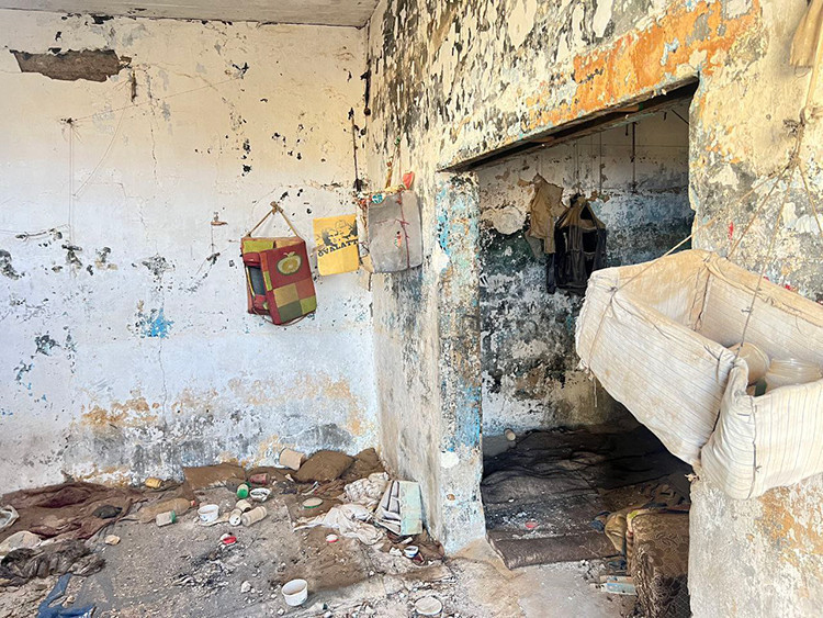Devrik Beşşar Esed rejiminin en kötü hapishanelerinden Tedmur görüntülendi - Resim : 1