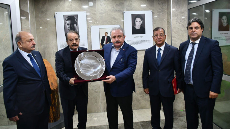 Nazmiye Seyfettin Koçak Ortaokulu öğrencileriyle buluştu - Resim : 1