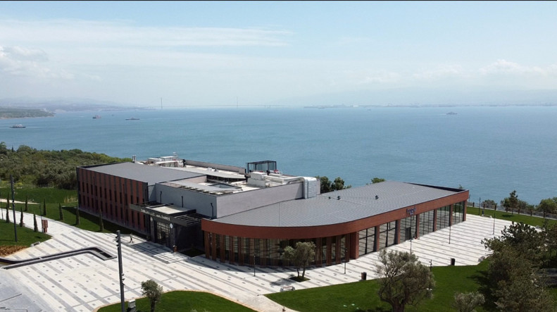 Darıcalı gençlere çağın gerekliliklerine uygun modern kütüphane - Resim : 1