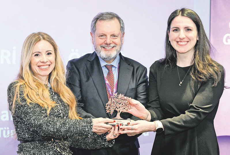 Umudu yükselten kadınlara ödül - Resim : 7