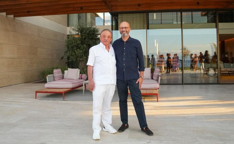 Cennet Koyu’na 5 arkadaş ‘ev’ niyetiyle girdi, Bvlgari ‘sen varsan’ şartıyla yerleşti - Resim : 3
