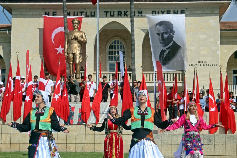 104. yılında 19 Mayıs coşkusu - Resim : 3