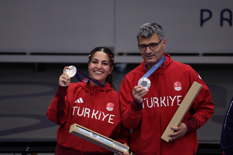 Paris 2024'te Yusuf Dikeç ve Şevval İlayda Tarhan'dan gümüş madalya - Resim : 1