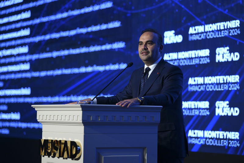 Bakan Kacır: Türkiye teknoloji girişimciliğinde adım adım devler ligine yükseliyor - Resim : 1