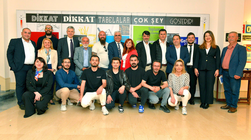Tarih, ekonomi ve sosyoloji tabelalarda bir arada! - Resim : 3