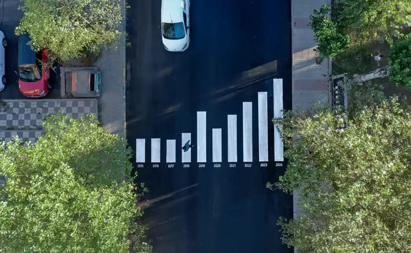 Tuzla Belediyesi’nden istatistiklerle anlatan yaya geçidi - Resim : 1