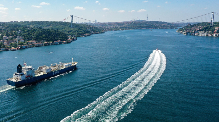 Türk Boğazları’ndan enerji geçişi ve yarattığı riskler - Resim : 1