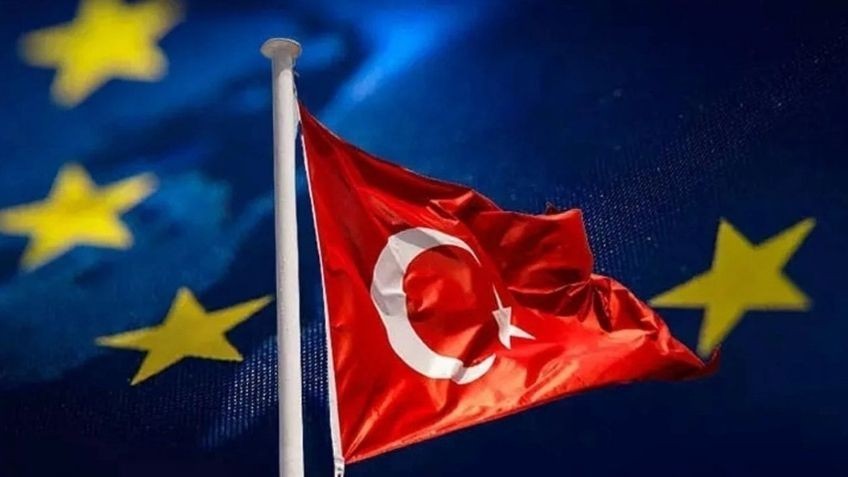 "TANGO İKİ KİŞİYLE YAPILIR"