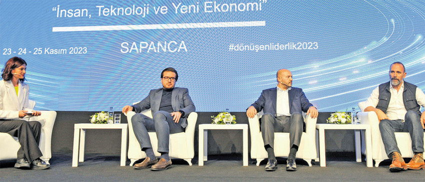 Bugünün ve yarının liderleri Dönüşen Liderlik Zirvesi’nde - Resim : 16