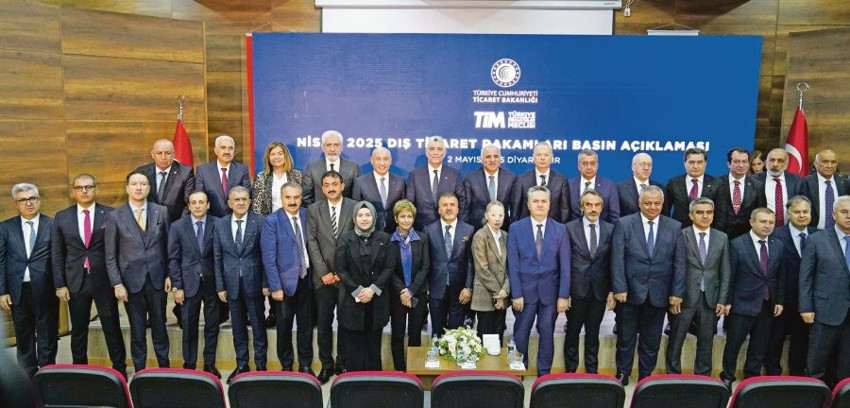 Nisan ihracatı 21, dış ticaret açığı 12 milyar dolar! - Resim : 1