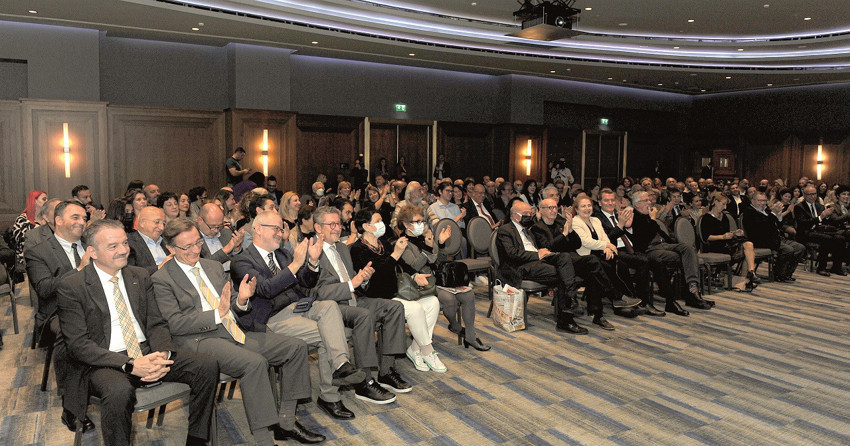DÜNYA Kitap, 2021 yılının en iyilerini seçti - Resim : 1