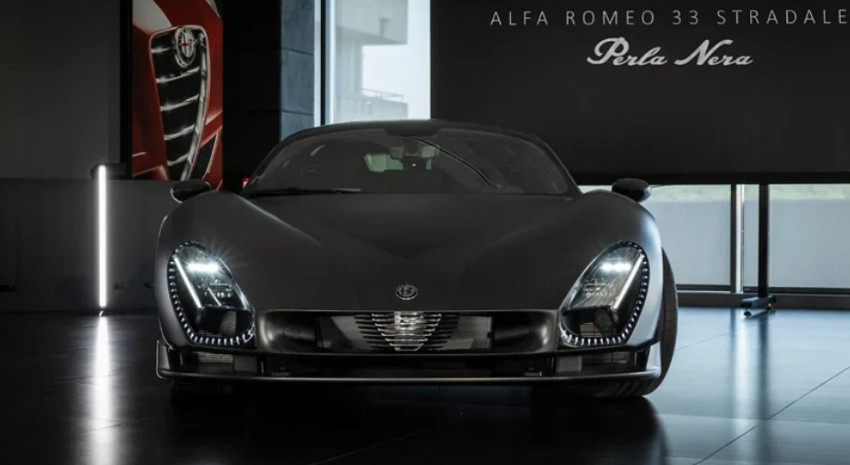 Sadece 1 tane üretildi! Alfa Romeo’nun “Siyah İnci”si görücüye çıktı - Resim : 1
