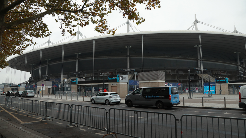 Fransa-İsrail maçı öncesi yoğun güvenlik tedbirleri - Resim : 1