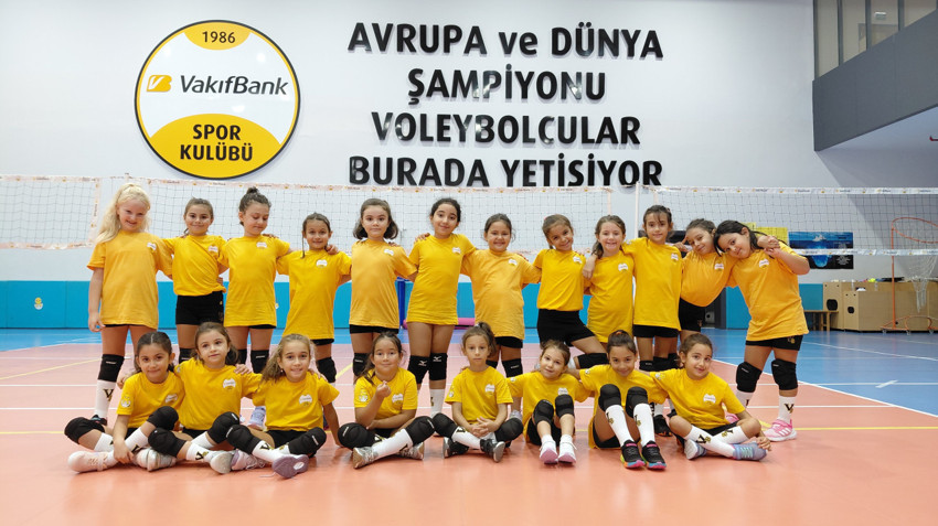 Dev proje duyuruldu: VakıfBank’tan Bosna Hersek’te 38 voleybol okulu ile stratejik iş birliği - Resim : 1