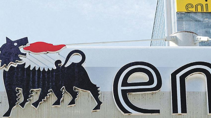 Gazı daha da kısıyor, karayolunu da kapattı