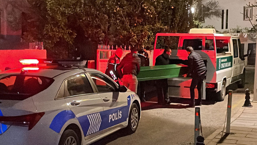 Bodrum'da dehşet: Annesini boğazından bıçaklayarak öldürdü
