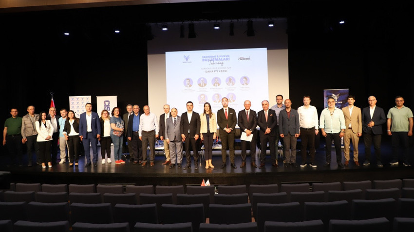 Kuvvetli her ekonomi, kuvvetli bir hukuk sistemine sahip bulunuyor - Resim : 2