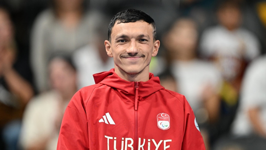 Milli sporcu Umut Ünlü tarihe geçti