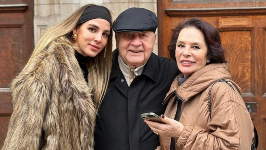 Hülya Koçyiğit'in torunu Aslışah Alkoçlar kimdir? - Resim : 1