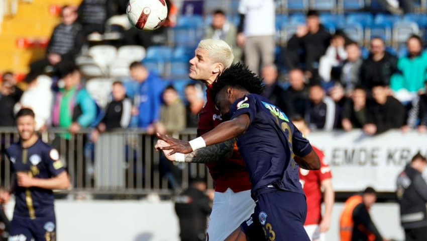 Galatasaray, Kasımpaşa'yı son dakikada devirdi - Resim : 1