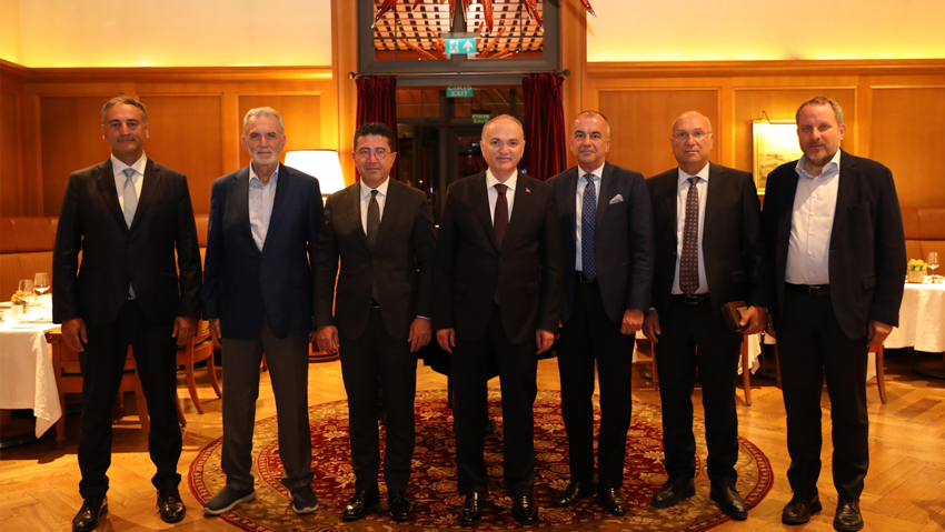 İş dünyası yeni başlangıçları Düzce Belediye Başkanı Dr. Faruk Özlü'nün katıldığı toplantıda konuştu - Resim : 1