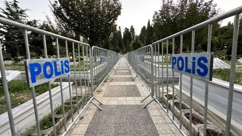 Mezarı yarın açılacak! Cem Garipoğlu'nun mezarında bariyerli önlem - Resim : 1