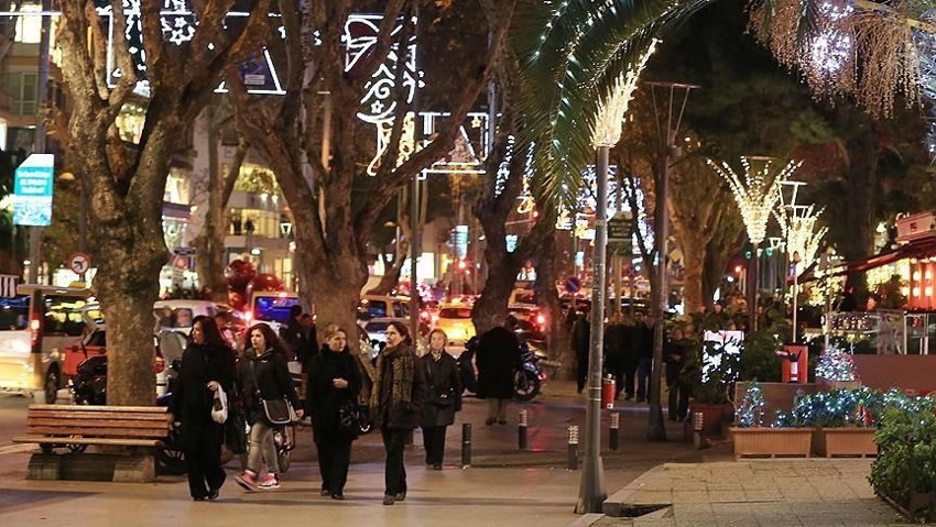 İş yeri kiraları bir yılda yüzde 70 arttı! Şişli, Beyoğlu, Kadıköy’de makas daha da açıldı - Resim : 2