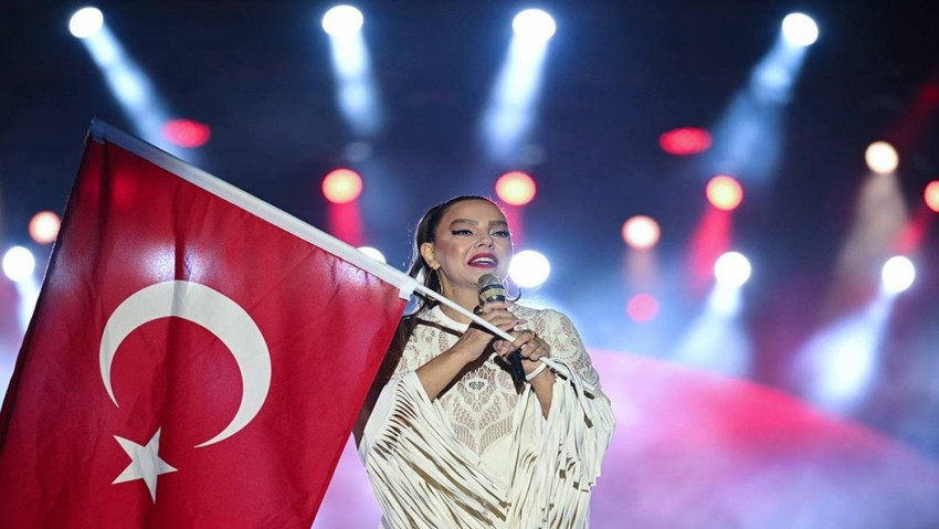 Ankara Büyükşehir Belediyesi’nin Ebru Gündeş konserine savcılık soruşturması! Yavaş'tan açıklama geldi - Resim : 4